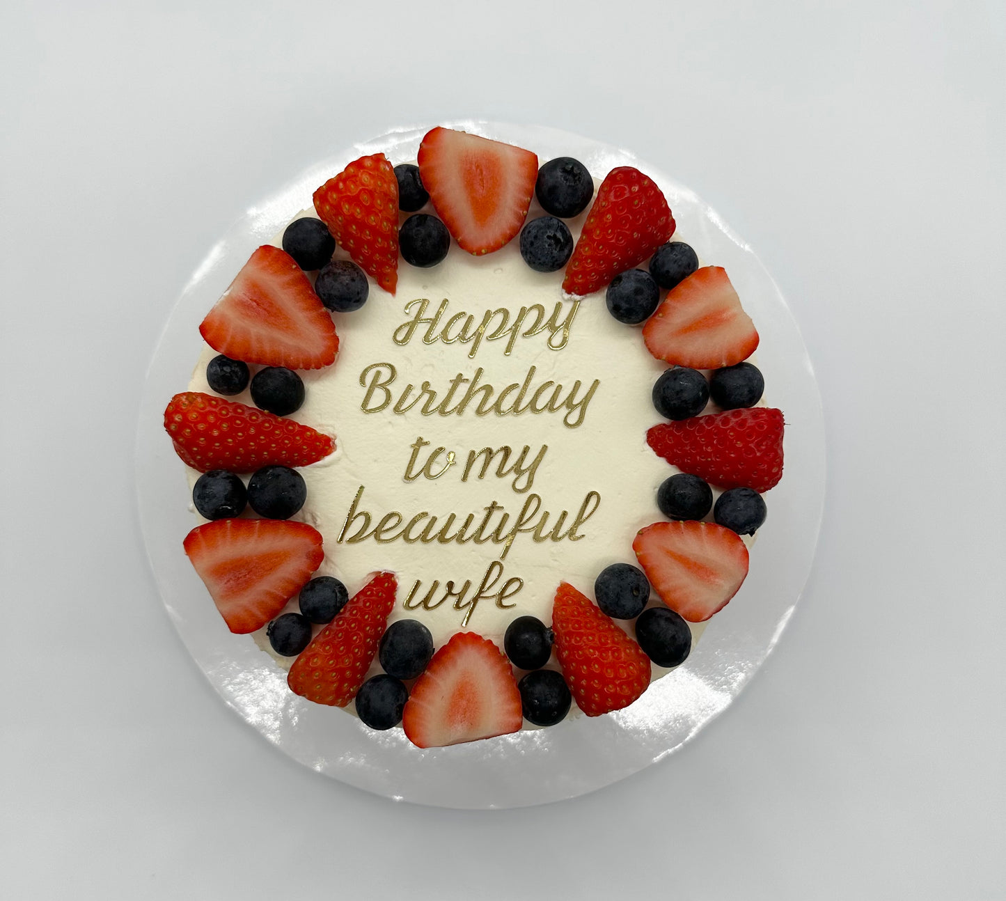 Berries Delight Cake